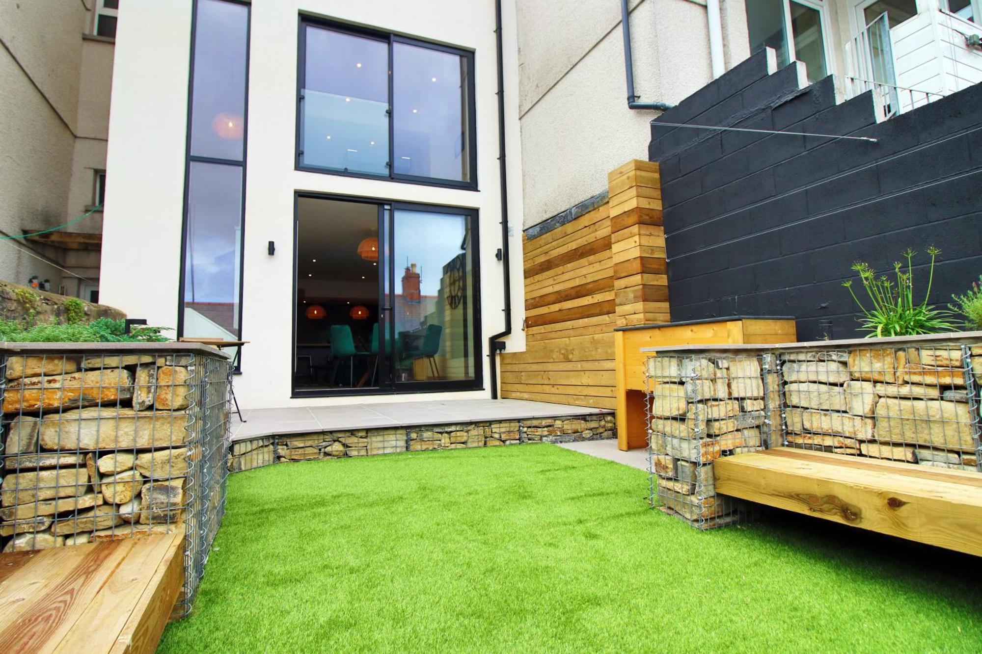 Luxury 4 Bedroom 4 Ensuite Home In Penarth Cardiff Exterior foto